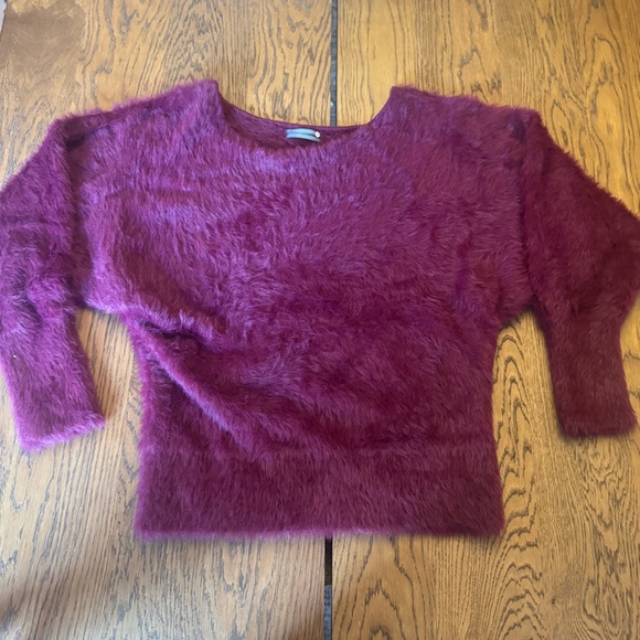 Anthropologie Fuzzy Eyelash Maroon Burgundy Sweater faux Fur